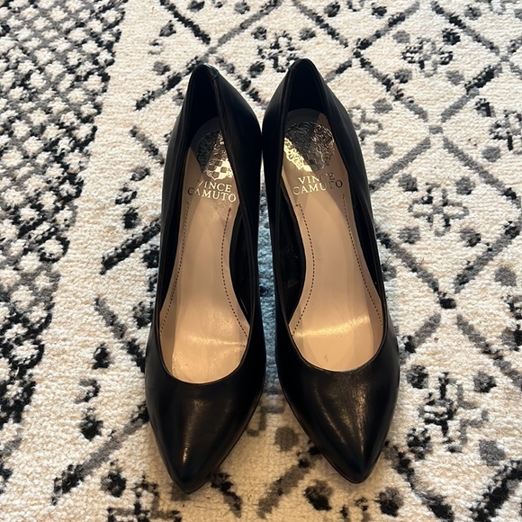 Vince Camuto Heels black 6 1/2 - Picture 6 of 14